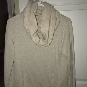 Women’s cowl neck pullover